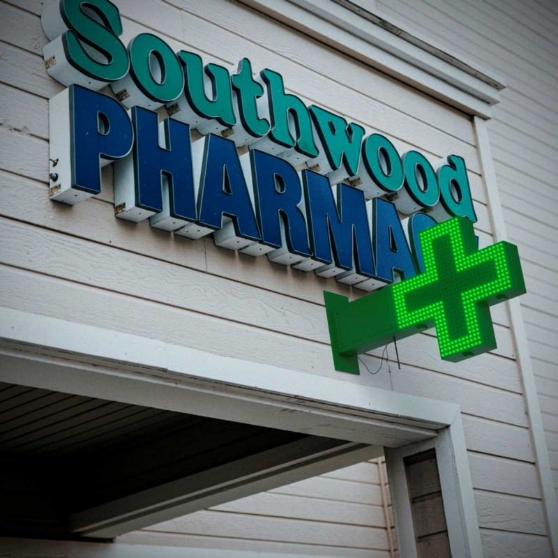 Green monocolor pharmacy LED cross - 50x50cm - Double sided - Outdoor