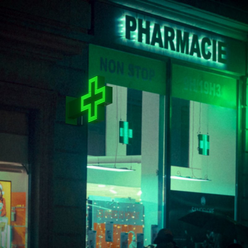 Green monocolor pharmacy LED cross - 50x50cm - Double sided - Outdoor